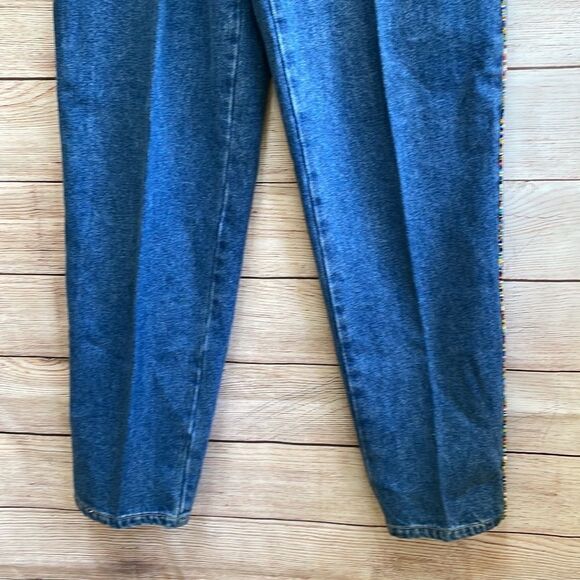 VINTAGE ZANADI BEADED AND EMBROIDERED HIGH RISE JEANS - Picture 4 of 13